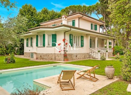 Villa für 25 000 euro pro Monat in Forte dei Marmi, Italien