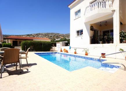 Townhouse for 165 000 euro in Paphos, Cyprus