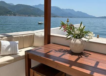 Villa für 1 000 000 euro in Herceg-Novi, Montenegro