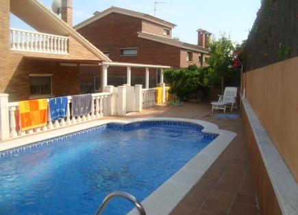 Chalet para 420 000 euro en Calafell, España