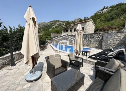 Apartamento para 900 000 euro en Budva, Montenegro