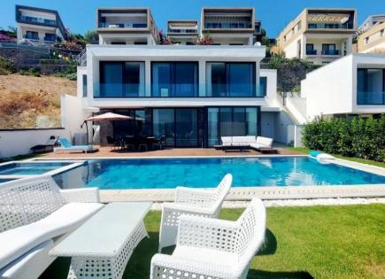 Villa for 2 210 000 euro in Gundogan, Turkey