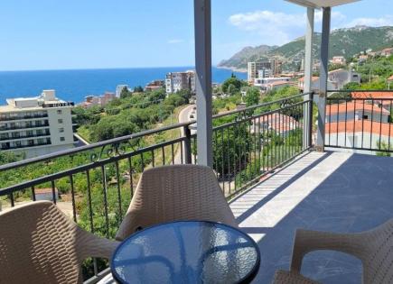 Flat for 240 000 euro in Dobra Voda, Montenegro