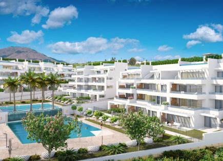 Apartment für 450 000 euro in Estepona, Spanien