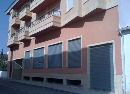 Commercial property for 106 000 euro in Los Montesinos, Spain