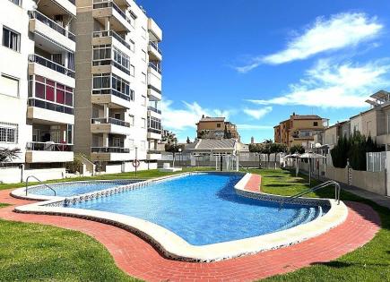 Apartment for 395 000 euro in Torrevieja, Spain
