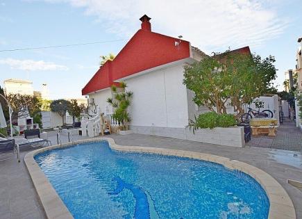 Villa para 520 000 euro en Torrevieja, España