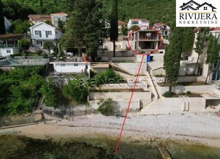 Villa para 2 100 000 euro en Herceg-Novi, Montenegro