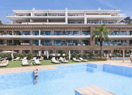 Apartment for 620 000 euro in Estepona, Spain