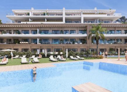 Apartment for 869 000 euro in Estepona, Spain