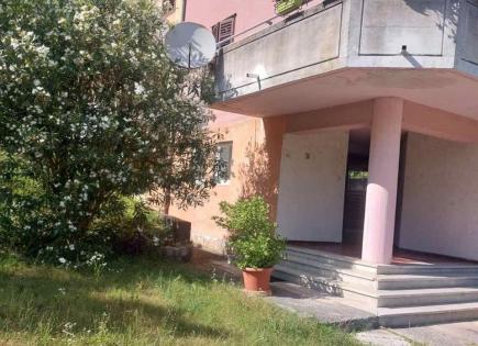 Flat for 135 000 euro in Oprtalj, Croatia