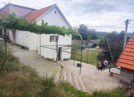 Terrain pour 112 000 Euro à Nikšić, Monténégro
