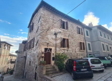 Apartment for 280 000 euro in Spello, Italy