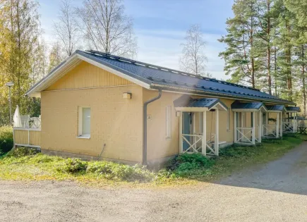 Casa adosada para 9 800 euro en Varkaus, Finlandia