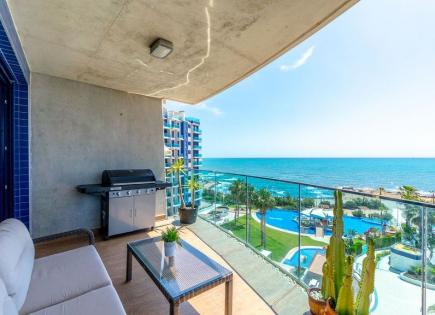 Apartment für 445 000 euro in Punta Prima, Spanien