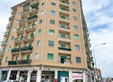 Wohnung für 64 000 euro in Turin, Italien
