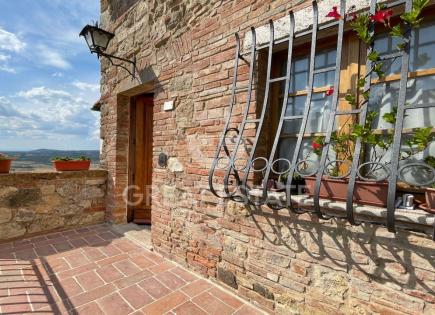 House for 350 000 euro in Montepulciano, Italy