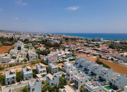 Flat for 480 000 euro in Famagusta, Cyprus