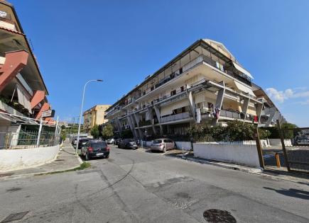 Appartement pour 58 000 Euro à Scalea, Italie