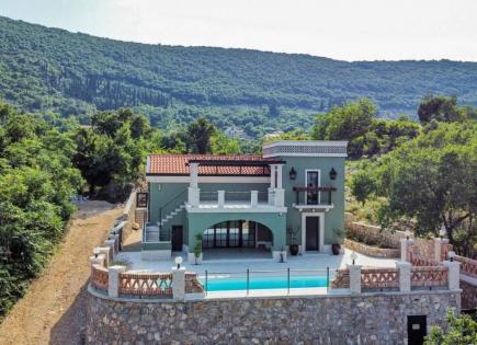 Villa für 1 200 000 euro in Igalo, Montenegro