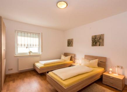 Flat for 49 000 euro in Plauen, Germany