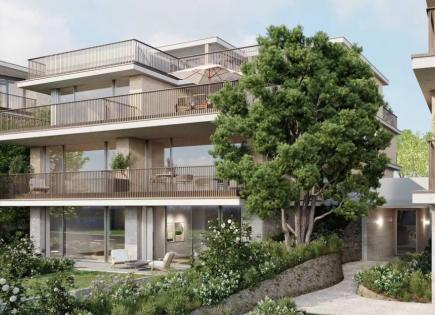 Flat for 2 050 000 euro in Hietzing, Austria
