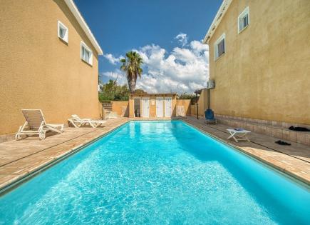 Apartment for 150 000 euro in Paphos, Cyprus