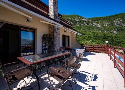 House for 950 000 euro in Kotor, Montenegro