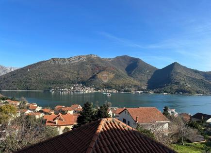Haus für 300 000 euro in Herceg-Novi, Montenegro
