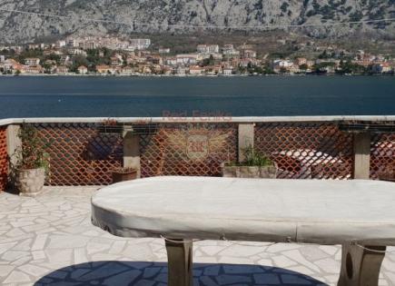 Haus für 580 000 euro in Kotor, Montenegro