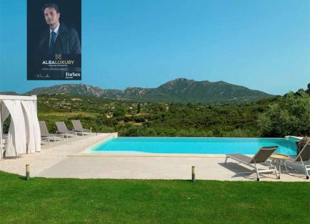 Villa for 1 800 000 euro in Olbia, Italy