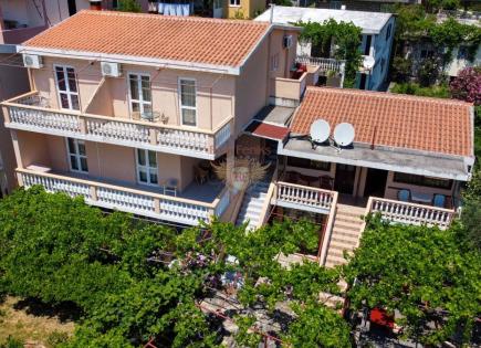 Propiedad comercial para 470 000 euro en Budva, Montenegro