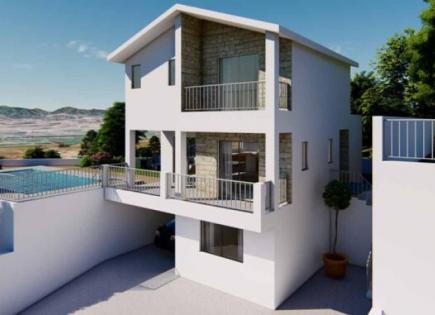 House for 615 000 euro in Paphos, Cyprus