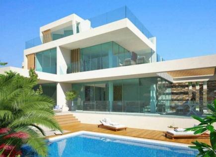 Casa para 1 044 000 euro en Pafos, Chipre