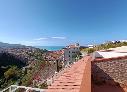 Flat for 58 000 euro in Scalea, Italy