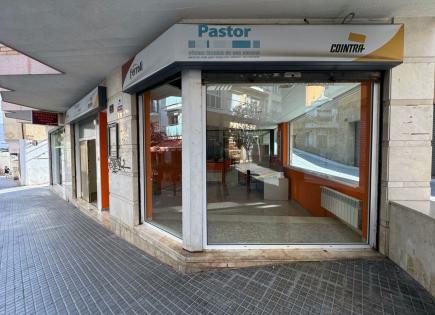 Commercial property for 160 000 euro on Costa Brava, Spain