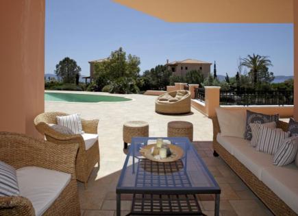 House for 1 500 000 euro in Peloponnese, Greece