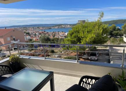 Penthouse for 495 000 euro in Trogir, Croatia