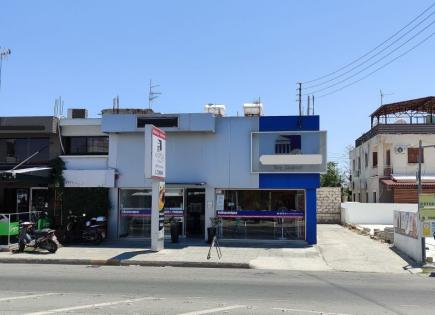 Mietshaus für 1 600 000 euro in Larnaka, Zypern