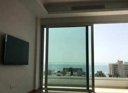 Apartment for 700 000 euro in Agios Tychon, Cyprus