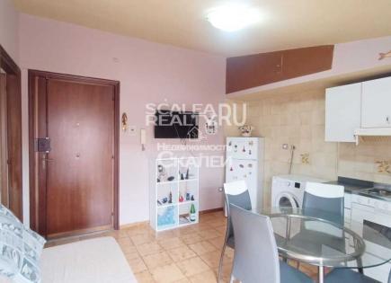 Appartement pour 43 000 Euro à Scalea, Italie