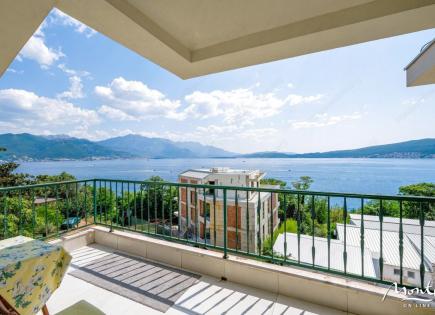 Penthouse für 200 000 euro in Herceg-Novi, Montenegro