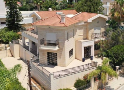 Casa para 1 450 000 euro en Agios Tychon, Chipre