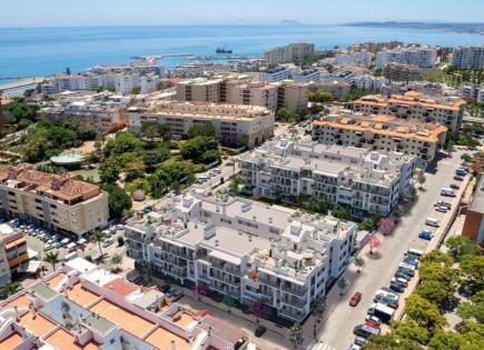 Apartment for 433 000 euro in Estepona, Spain
