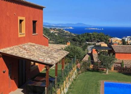 Chalet pour 465 000 Euro à Calella, Espagne