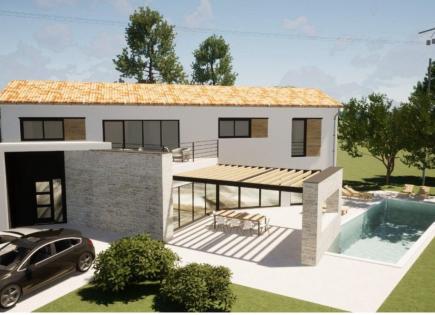 House for 780 000 euro in Vrsar, Croatia