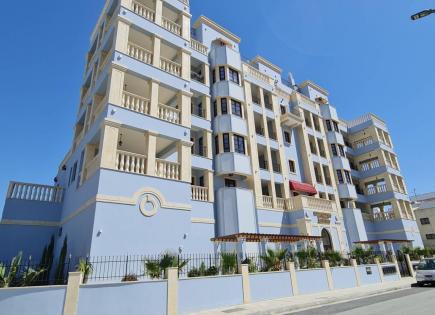 Flat for 1 580 000 euro in Germasogeia, Cyprus