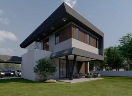 Casa per 560 000 euro a Lakatamia, Cipro