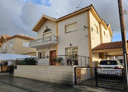 House for 730 000 euro in Agios Athanasios, Cyprus