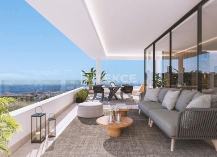 Apartment for 861 000 euro in Estepona, Spain